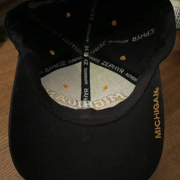Michigan Hockey fitted hat - Picture 3 of 3